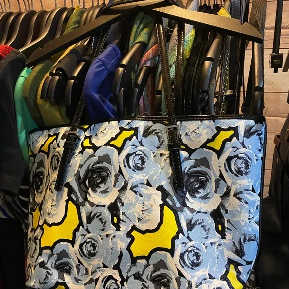 Nine West Blue Rose Floral Bag 16” x 10” x 5” • (See Description) - Picture 3 of 10